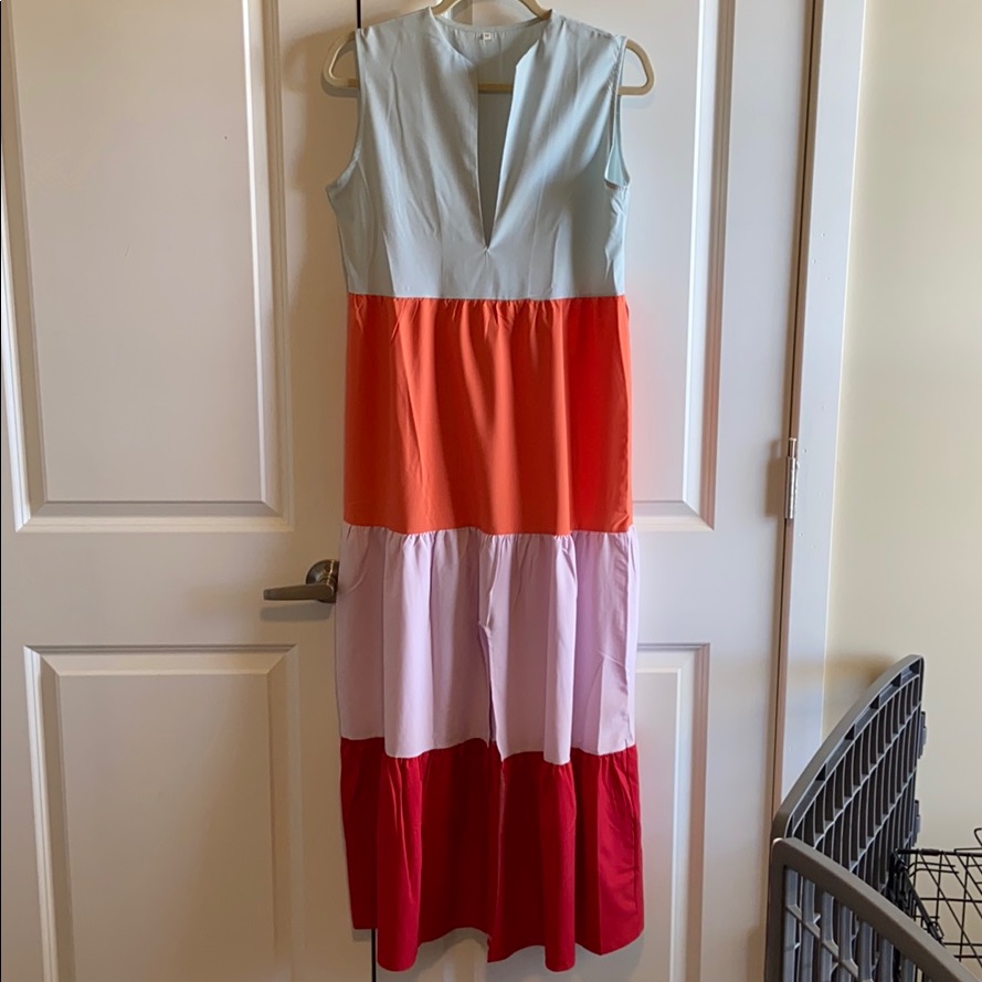 Deep V Midi